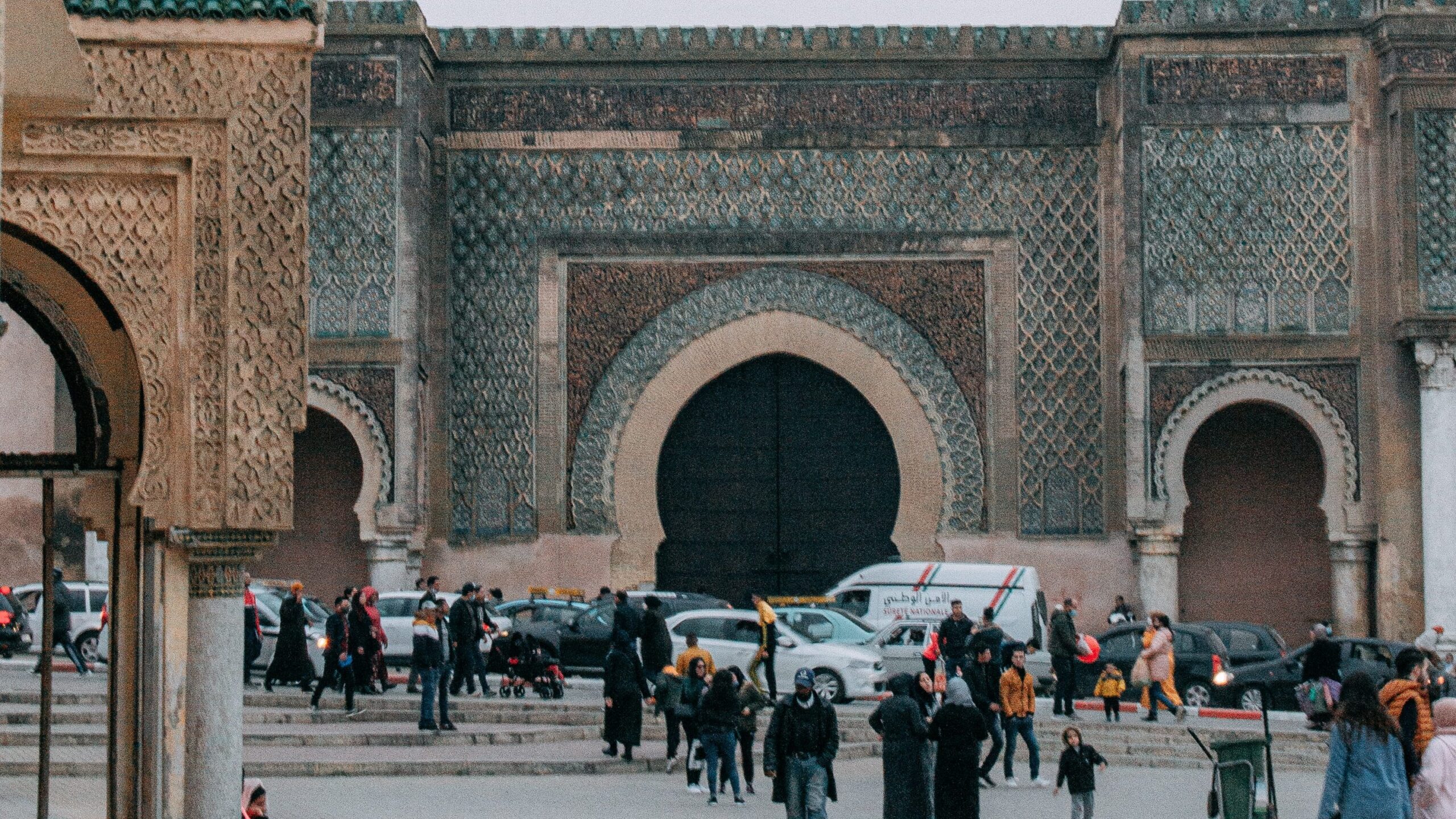 باب المنصور بساحة الهديم